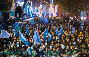 Turkish and Uyghur Muslim activists denounce Uyghur people's critical situation in China