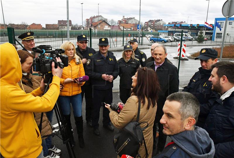 Novi prometni trak za pješake na graničnom prijelazu Slavonski Brod