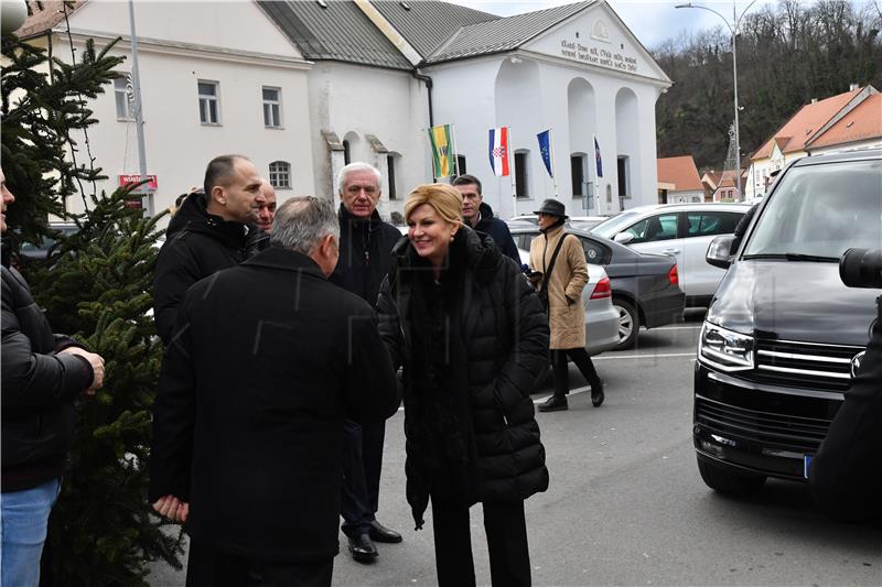 Grabar-Kitarović posjetila Požegu