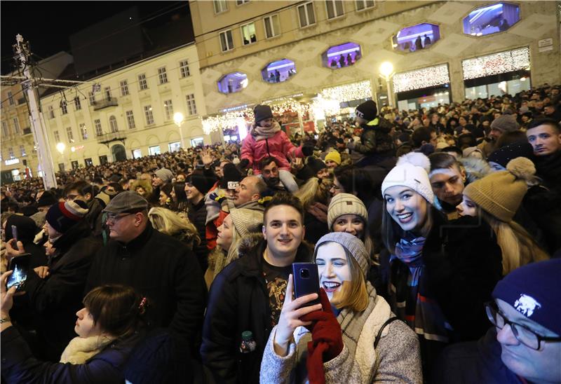 Doček Nove godine na Trgu bana Jelačića