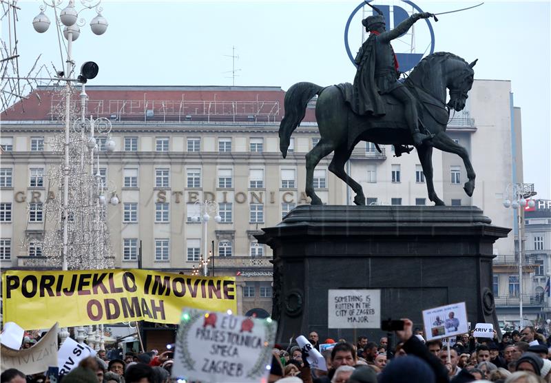 Prosvjed protiv gradonačelnika Bandića