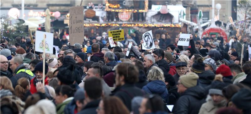 Prosvjed protiv gradonačelnika Bandića