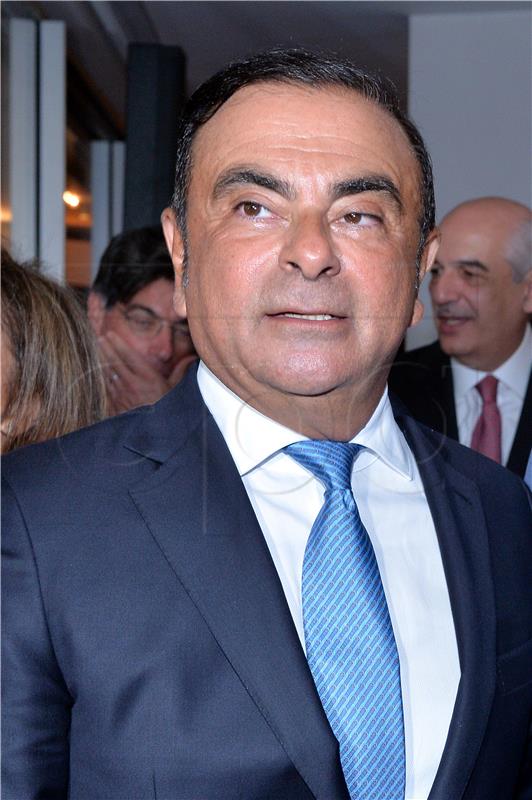 Ghosn je pobjegao brzim vlakom