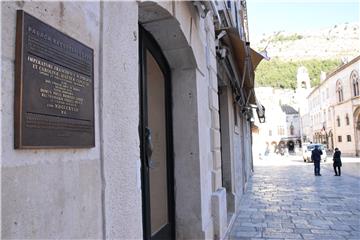 Postavljena plaketa u spomen na 200 godina od boravka cara Franje I. u Dubrovniku