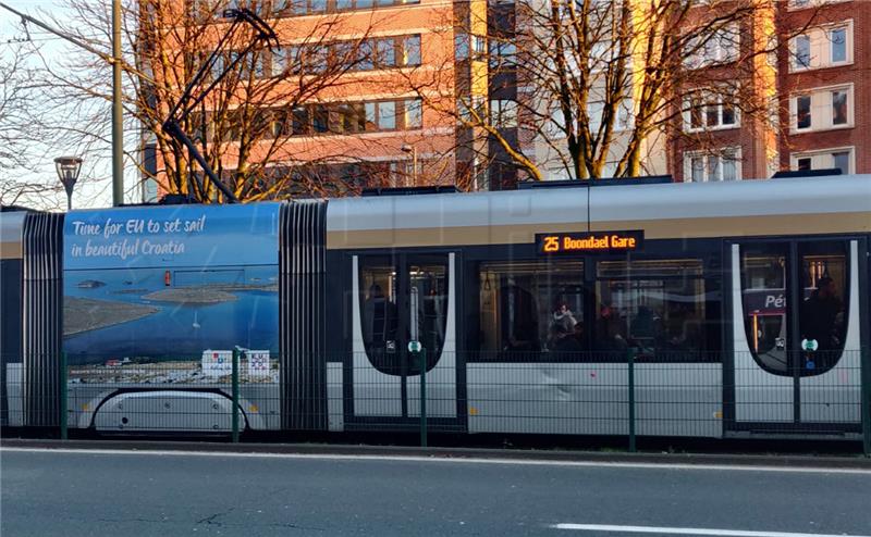 Velika promocija Hrvatske na javnim lokacijama i gradskom prijevozu u Bruxellesu