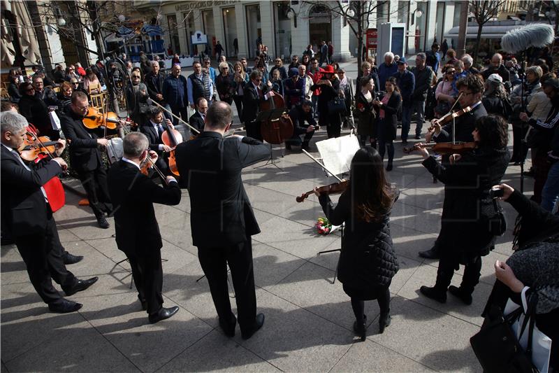 Mini koncert Zagrebačkih solista u subotu na Dolcu