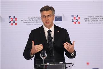 Plenković: Uz jedinstvo stranke i postignuća Vlade siguran sam u pobjedu HDZ-a na izborima