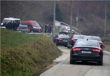 Premijer Plenković na požarištu: 'Najdublja sućut obiteljima stradalih u ovoj strašnoj tragediji'