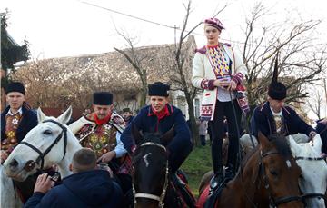 Pokladnim jahanjem u Bapskoj započela sezona ovogodišnjih pokladnih jahanja u Slavoniji