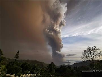 PHILIPPINES VOLCANO