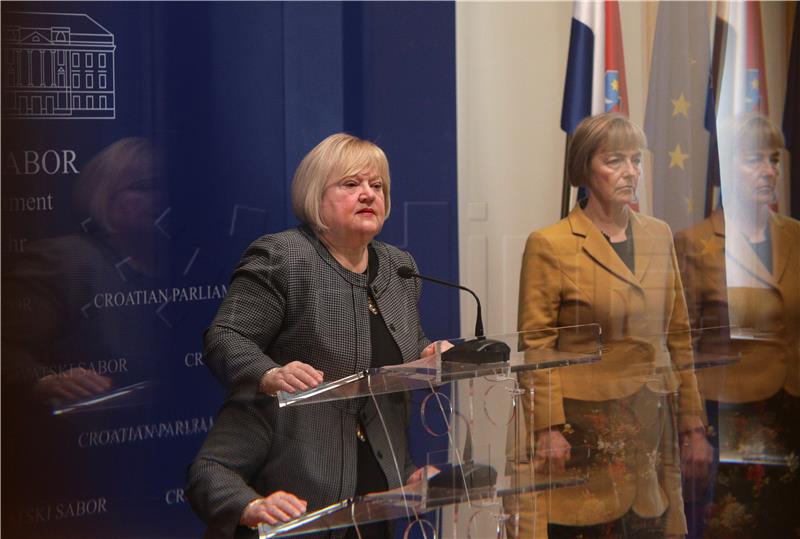 Anka Mrak Taritaš i Vesna Pusić održale konferenciju za medije