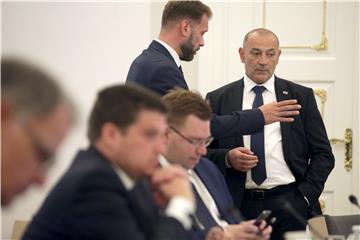 Several ministers express support to Plenkovic at helm of HDZ and government