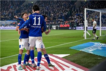 Njemačka: Schalke - Borussia M. 2-0