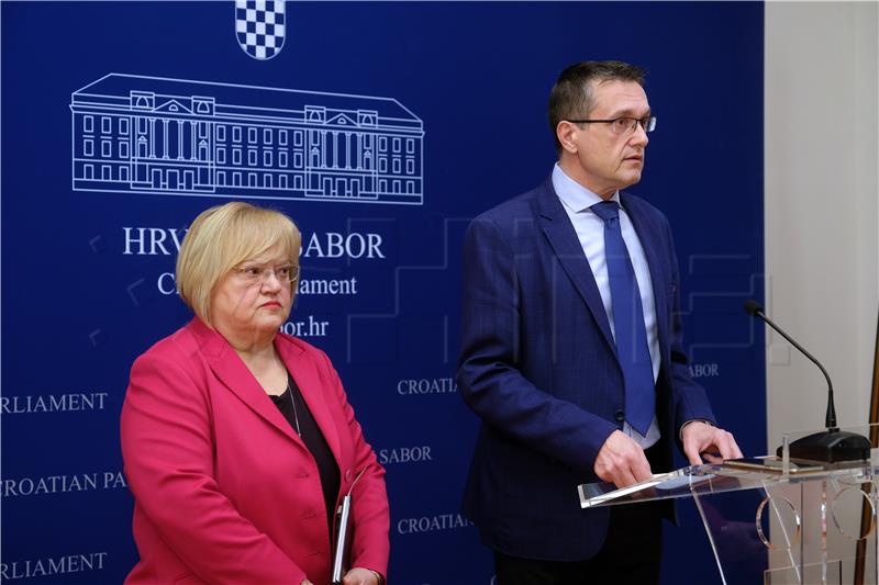 Konferencija za medije Kluba zastupnika GLAS-a