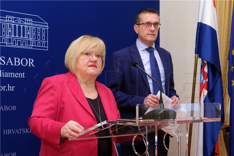 Konferencija za medije Kluba zastupnika GLAS-a