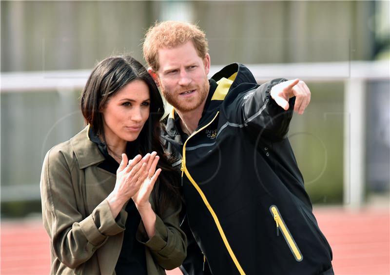 Harry i Meghan poslali upozorenje paparazzima