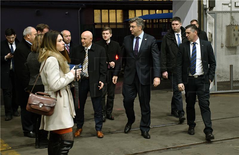 PM visits Djuro Djakovic company, €20 m loan agreement signed