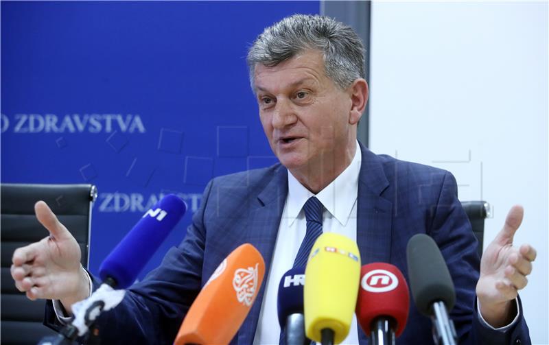 Kujundžić: Odradit ću mandat do kraja, više neću biti ministar