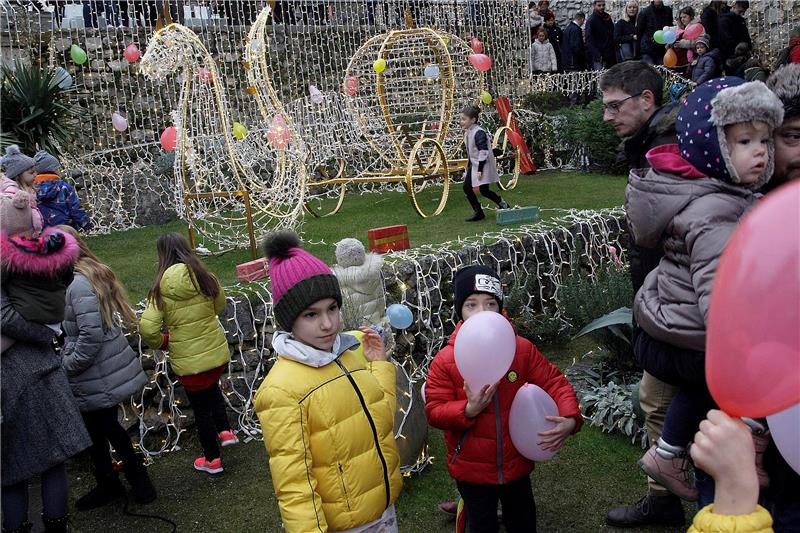 Children in Ogulin kindergartens learning quantum physics