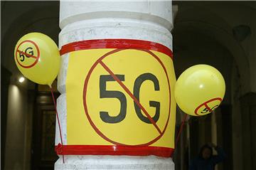 Prosvjed protiv 5G tehnologije u Rijeci