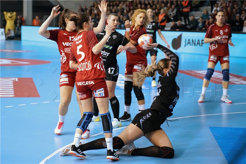 EHF kup: Podravka Vegeta - Siofok 33:33