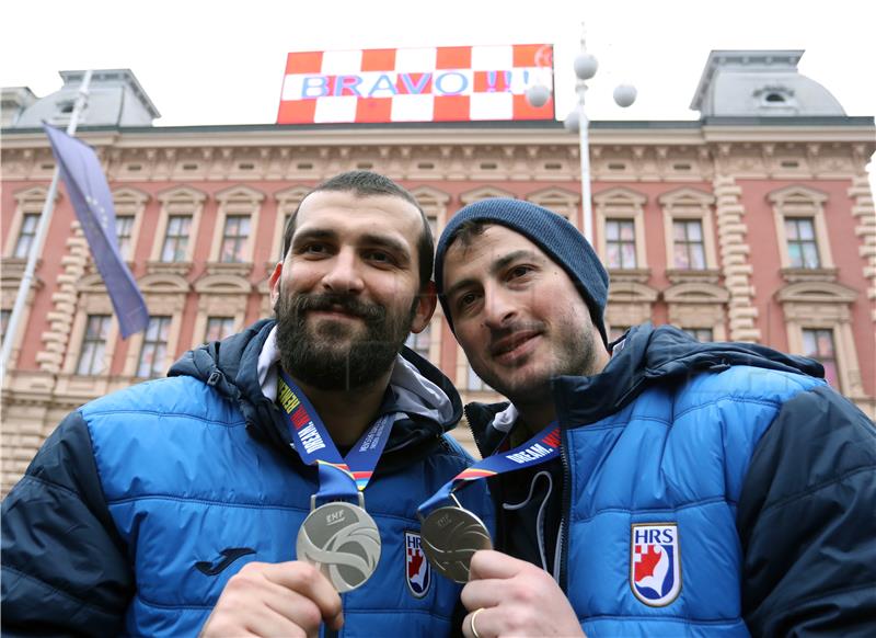 Doček rukometaša na glavnom zagrebačkom trgu