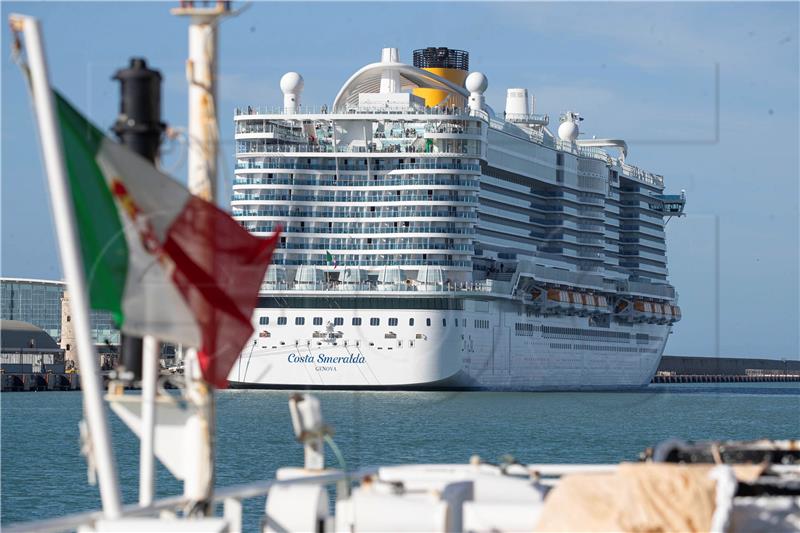 ITALY HEALTH VIRUS CRUISE SHIP LOCKDOWN