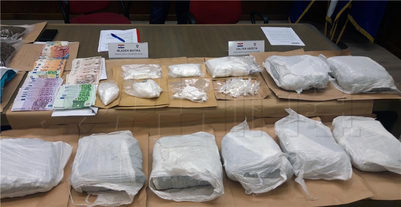 Slovenian, Croatian police bust international drug ring