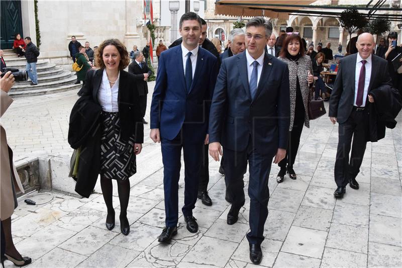 Plenkovic rejects Milanovic's comment as trivial