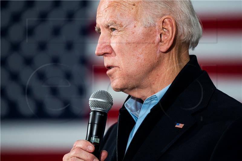 Dobre ankete, ali premalo plakata: Kako je Joe Biden posrnuo u Iowi