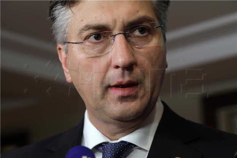 Plenković: Jasno je kao dan da se "češljaju" ljudi koji su mi dali podršku