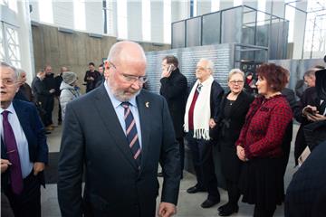 Otvorena izložba "Ako tebe zaboravim... – Holokaust u Hrvatskoj 1941. – 1945. / zadnje odredište Auschwitz"