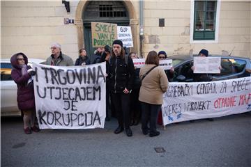 Prosvjed protiv "Bandićeve otimačine grada"