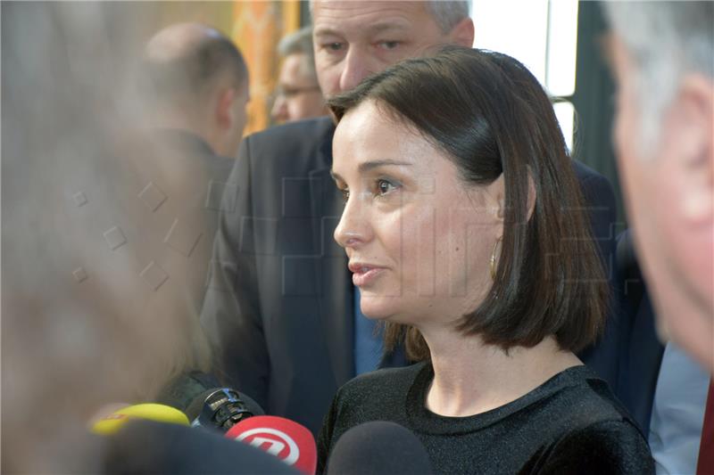  Marija Vučković otvorila 16. međunarodni pčelarski sajam i 7. izložbu vina i vinogradarske opreme