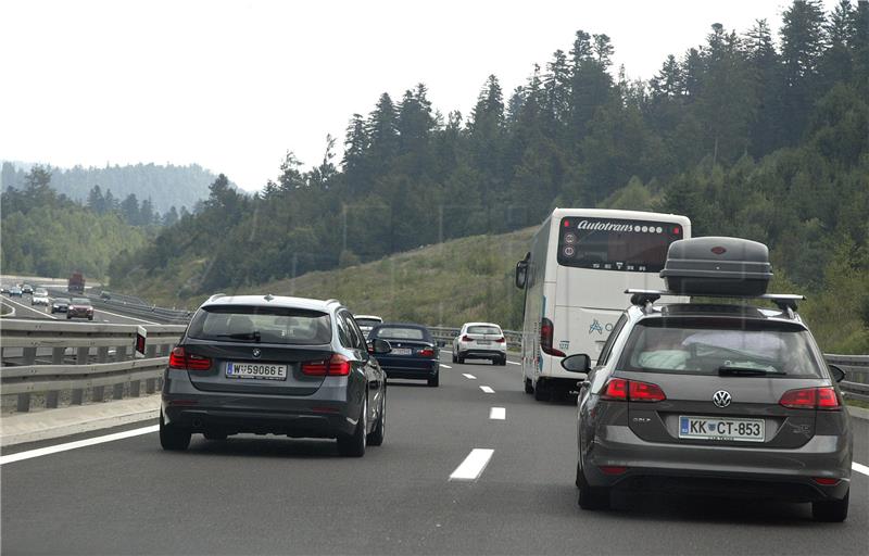 HAK: Moguća poledica na mostovima i nadvožnjacima