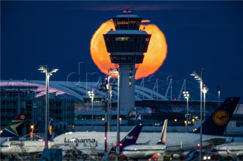 Super moon in Germany