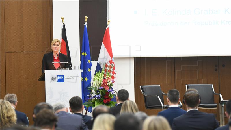 Grabar-Kitarovic opens Croatian-German economic forum in Frankfurt