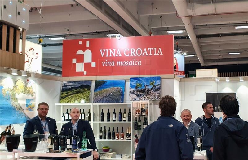 Croatian winemakers attending Wine Paris exhibition