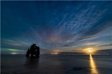 ICELAND AURORA BOREALIS HVITSERKUR TROLL