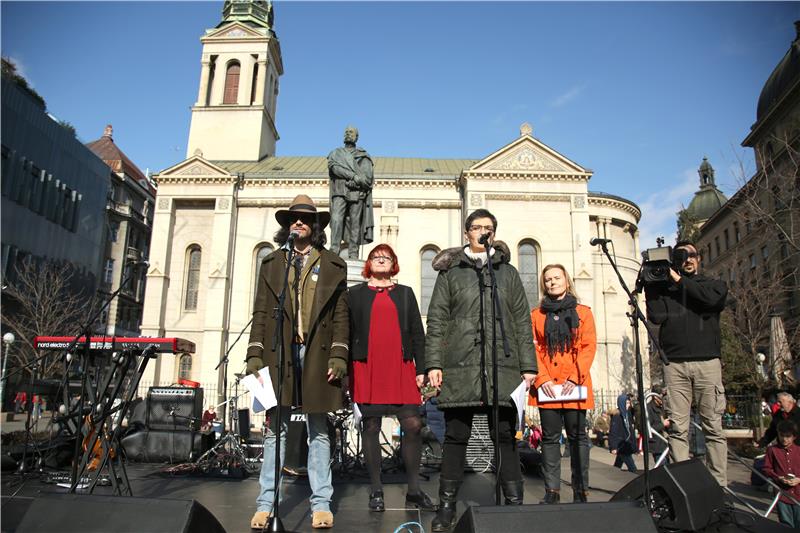 Akcija "Milijarda ustaje protiv nasilja nad ženama i djevojčicama (engl. One Billion Rising)"