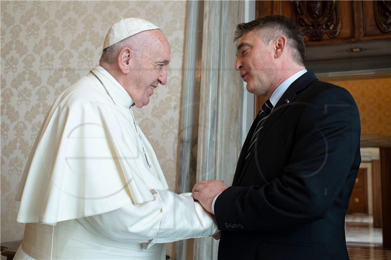 Komsic meets Pope Francis, Vatican to continue supporting BiH as a multiethnic country