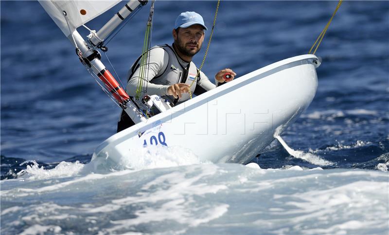 Croatian sailor Tonci Stipanovic wins bronze at World Laser Championships 