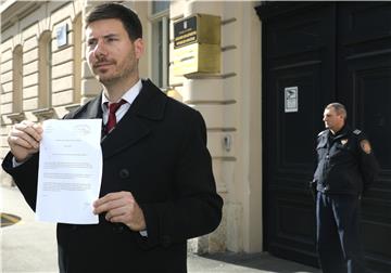 Pernar predao DORH-u kaznenu prijavu protiv Nikice Gabrića