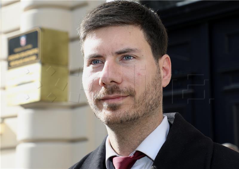 Pernar predao DORH-u kaznenu prijavu protiv Nikice Gabrića