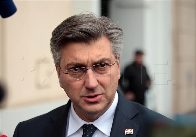 Plenković: Ako Jelenić ne da ostavku, Vlada će predložiti Saboru da ga razriješi