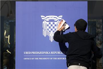 Službeno objavljena Milanovićeva prva odluka  o osnivanju Ureda na Pantovčaku