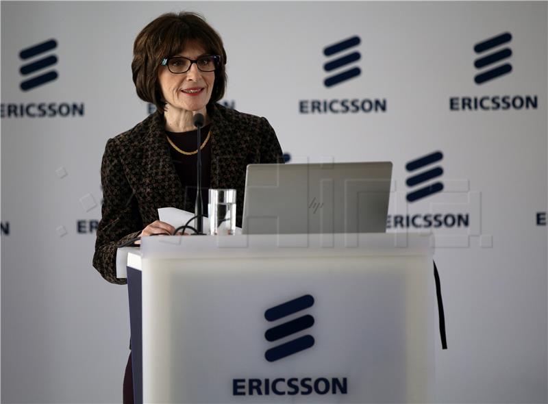 Ericsson NT 2019 net profit down, sales revenues up