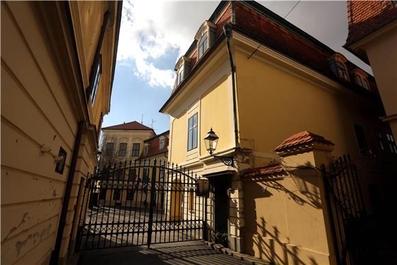 Grabar-Kitarovic assigned office at 22 Visoka Street in Zagreb