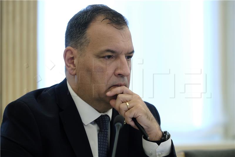 Health Minister decides to establish quarantine unit at Zagreb hospital