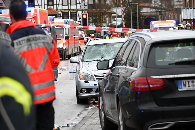 Car hurtles into carnival parade in Germany